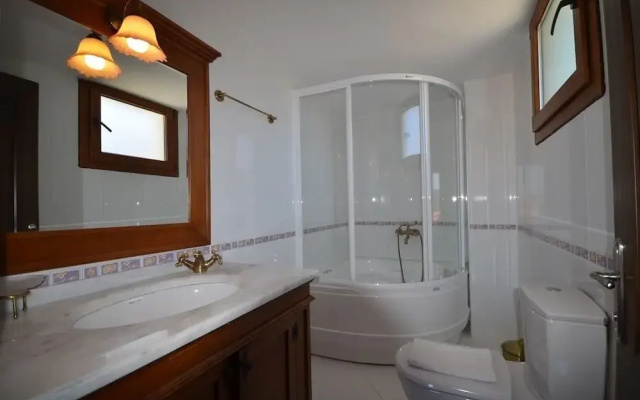 Villa Lotus