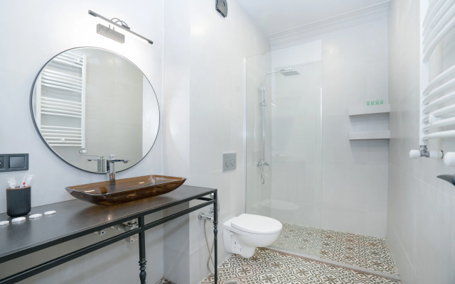 Superior Apartment with balcony and with view · Best Tbilisi Hotel — photo 22