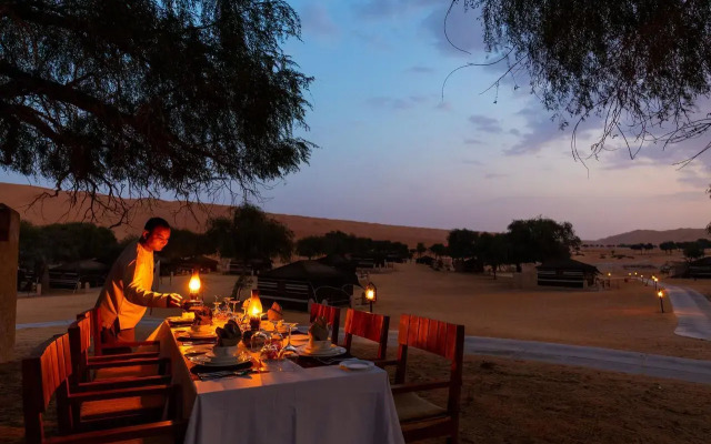Отель Thousand Nights Camp