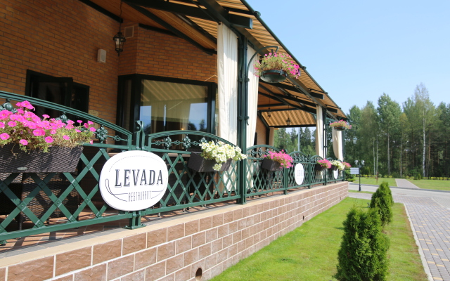 Гостиница Levada в Санкт-Петербурге 6 отзывов об отеле, цены и фото номеров - забронировать гостиницу Levada онлайн Санкт-Петербург вид на фасад