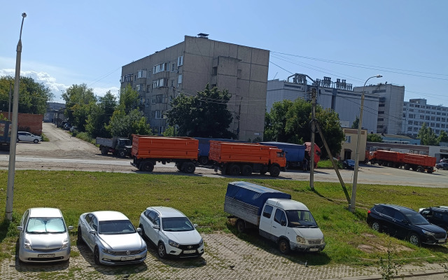 Квартира в тихом уютном райончике