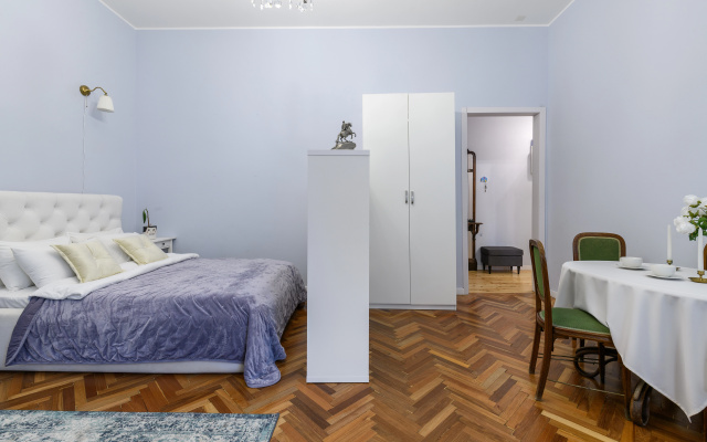 Апартаменты Sergeew Apartments Авторский апартамент у Мариинского Театра