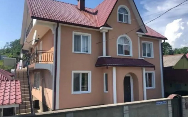 Гостевой дом Азалия
