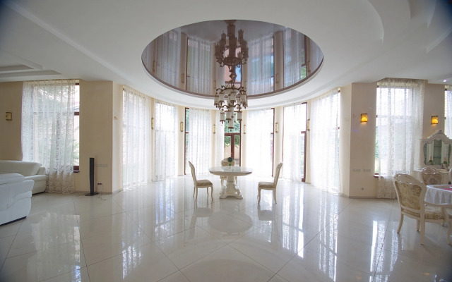 Luxury Villa
