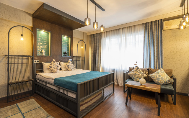 Апарт-отель  Cube Suites