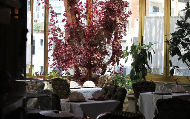 Курортный отель 2 Kitarrat Spa