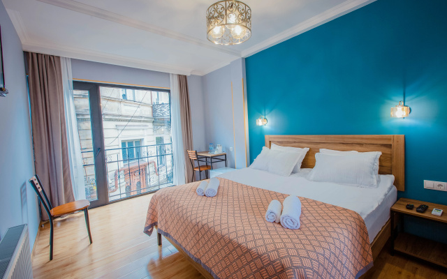 Отель Central Gate Tbilisi Boutique Hotel