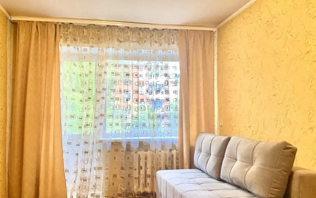 Квартира 2-комнатная с балконом в центре на Ленина