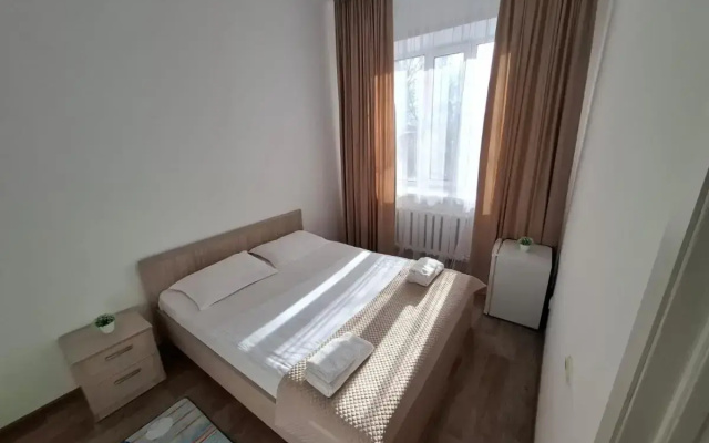 Отель Аура