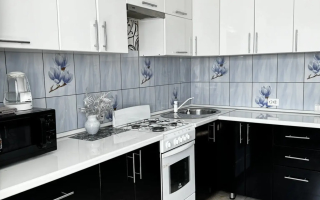 Квартира на Антонова 30
