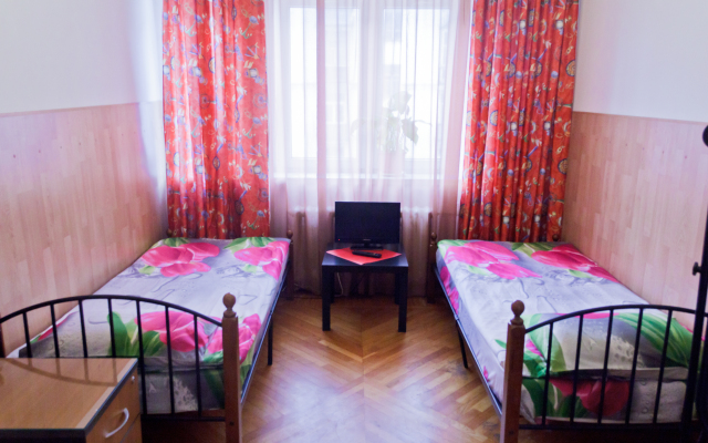 Гостиница ALLiS HALL в Екатеринбурге - забронировать гостиницу ALLiS HALL, цены и фото номеров Екатеринбург комната для гостей