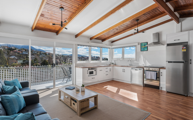 Апартаменты Long Beach House