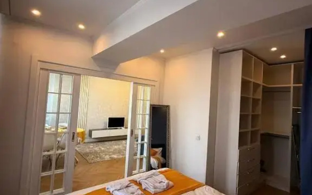 Апартаменты Latifa Residence