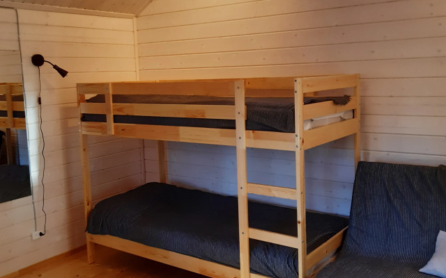 Dachi Skandi 3+4 Guest House