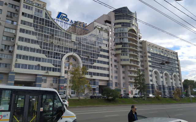 Апартаменты День & Ночь «Алые паруса»