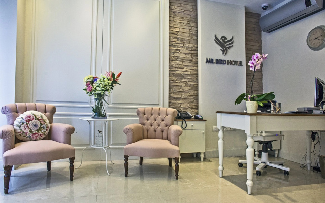 Mr. Bird Boutique Hotel
