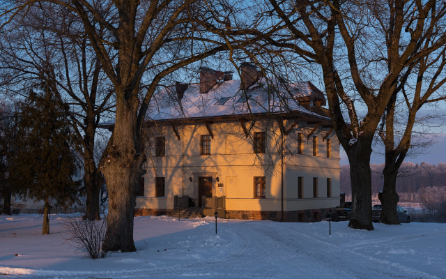Отель Mazmežotne Manor