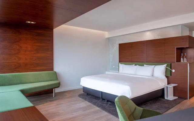 Отель Radisson Blu Iveria Hotel, Tbilisi