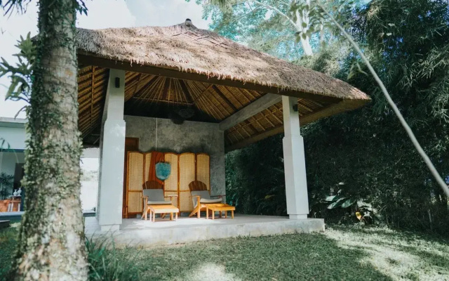 Вилла Новая, вид на тропики, огромный бассейн, Akia Ubud