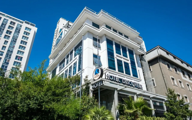 Discovery Hotel