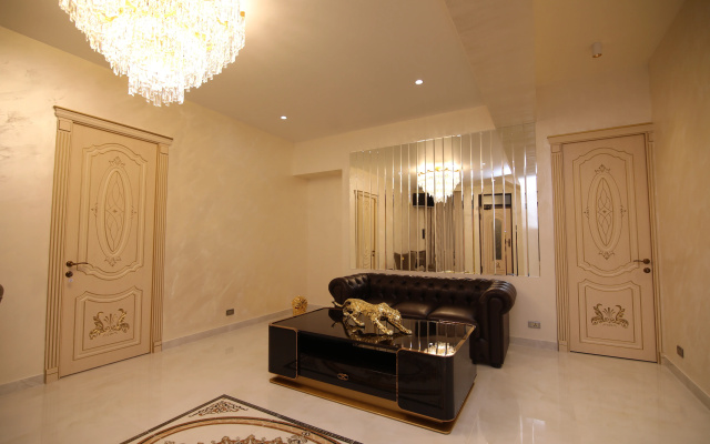 Отель Louvre Home