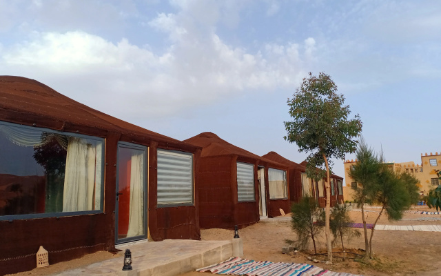 Кемпинг Yakout Merzoga Luxury Camp