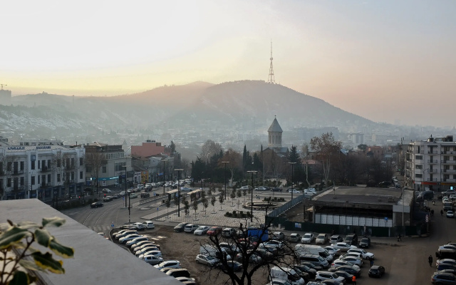 Отель Holiday Inn Express Avlabari