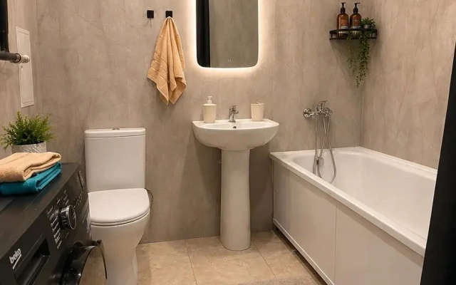 Квартира Стильная евродвушка с уютным балконом