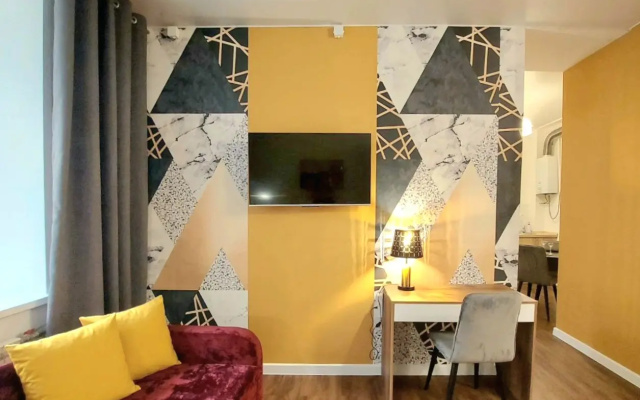 Квартира RoomyRoom Самоцвет