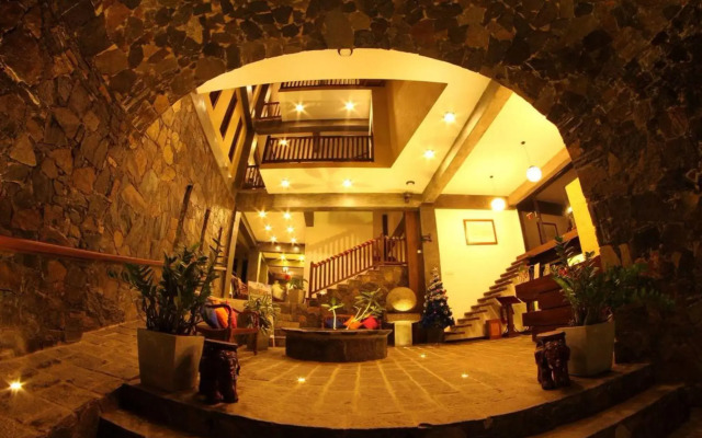 Отель Rock Fort Hotel