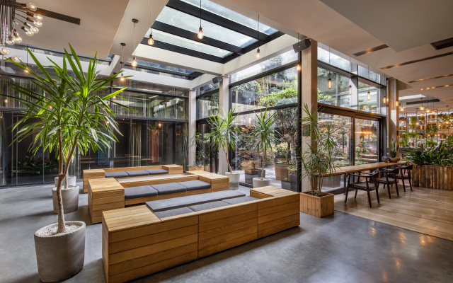 Отель IOTA Hotel Tbilisi