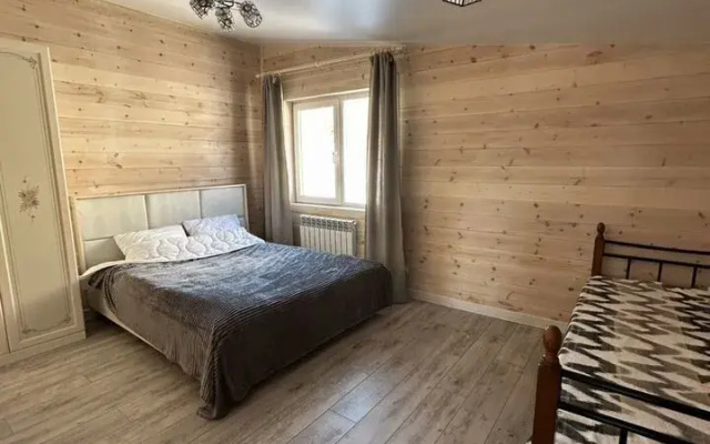 Частный дом в шaгoвoй дoступности от ГЛK Мaнжерoк