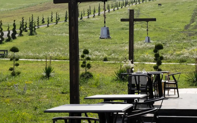 Курортный отель Shakaryan Rancho&Restaurant