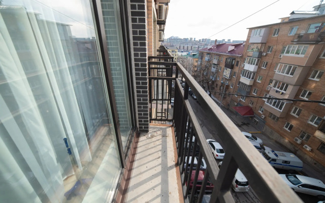 Well Apartments (Вэлл Апартментс) на улице Махалина