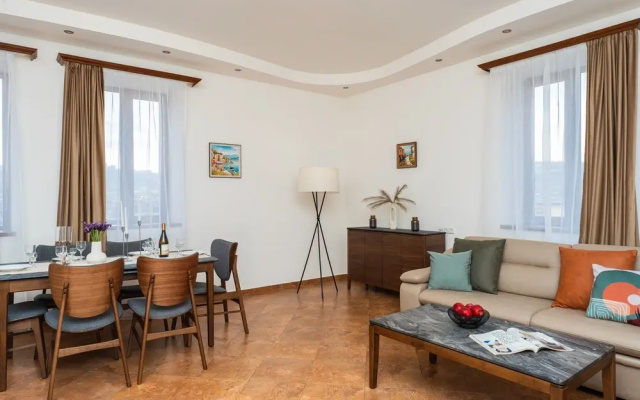Апартаменты on Amiryan Str. 4/6-134