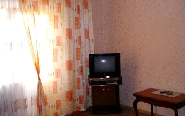 Отель Салют Школьная 4