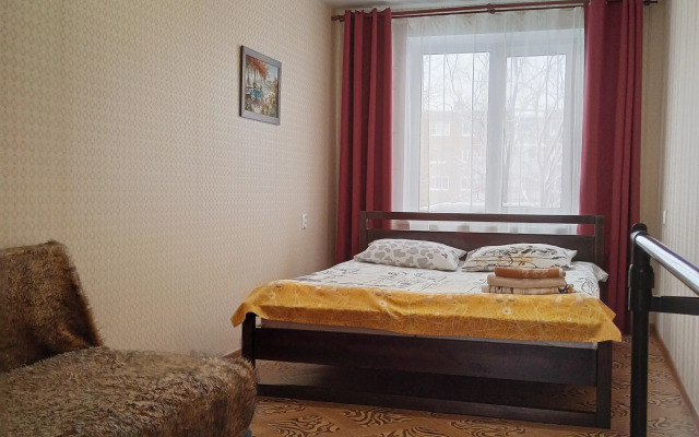 Квартира 2-х комн. Молодогвардейцев 26