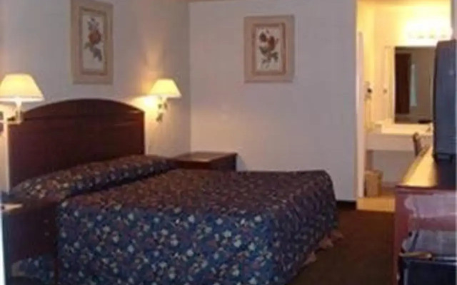 Отель Cedar Creek Inn