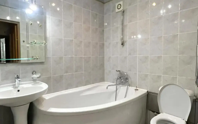 Квартира на Широкой 21