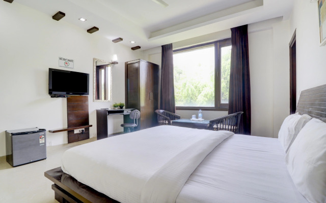 Отель Green Wood By Dreamz Hospitality