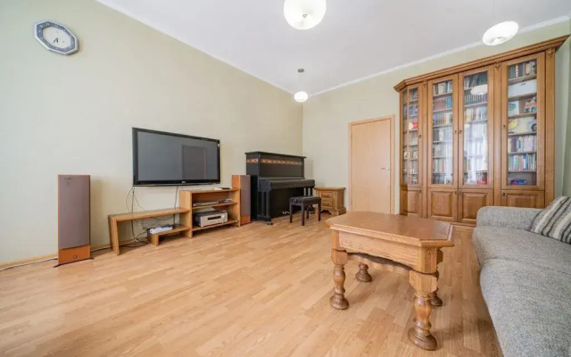 Квартира в Апраксином Переулке, 20