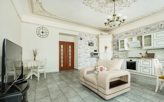 Квартира RentalSPb 3ккв на 7й Cоветской 40