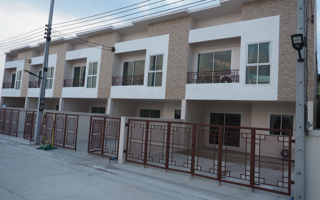 Отель YYK Homestay