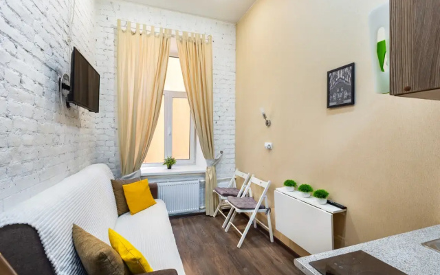 Апартаменты Roomstay Большой 46 Comfort Studio #1