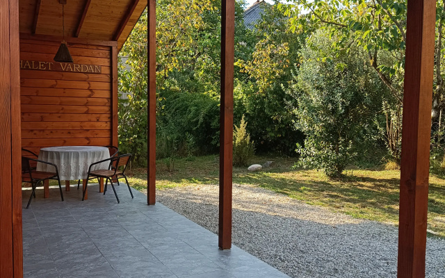 Бунгало Chalet Vardan