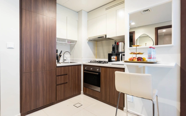 Апартаменты Keyrock Chic 2BR Escape Pool & Lake View