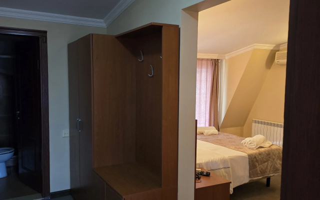 Guest rooms · Batumi — photo 24
