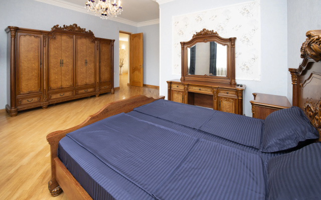 Guest rooms · Tbilisi — photo 13