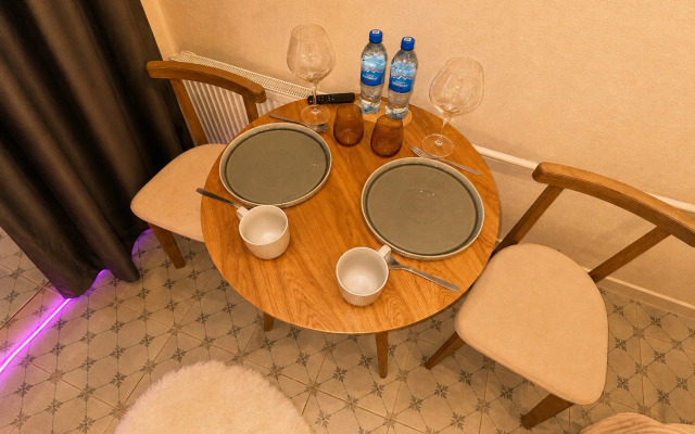 Апартаменты Roomstay Грибоедова 105 Secret Patio