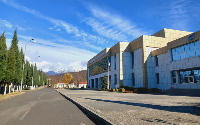 Отель Arena Balakan